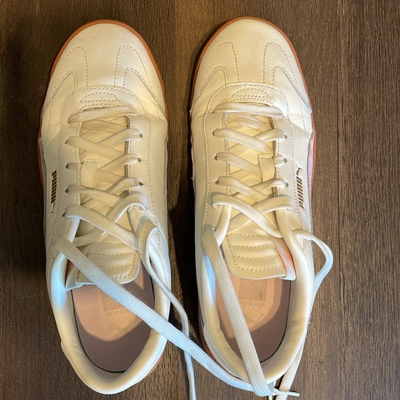 White pink rubber gum sole puma women’s sneakers size 9 Puma Club 5V5 Sneaker - Picture 2 of 8